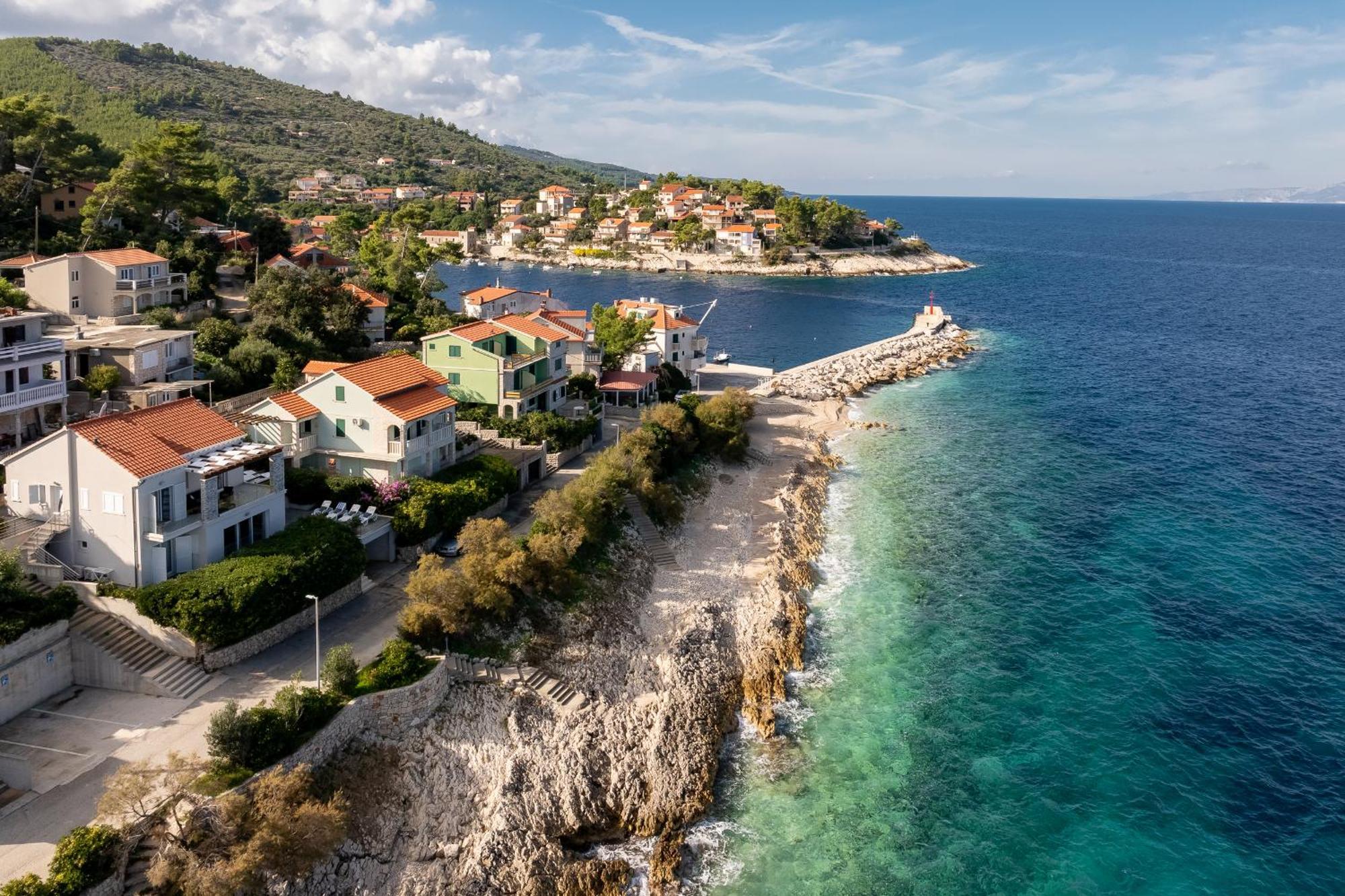 Holiday House Martinovic Prigradica Bagian luar foto